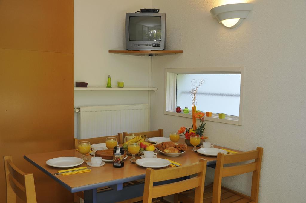 Vvf Residence Pays Basque Saint-Jean-Pied-De-Port Habitación foto